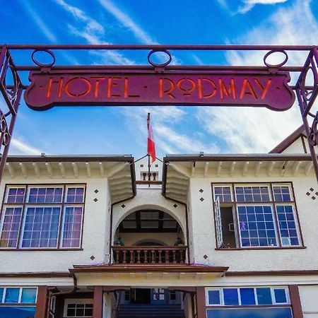 Rodmay Hotel Пауэлл-Ривер Экстерьер фото